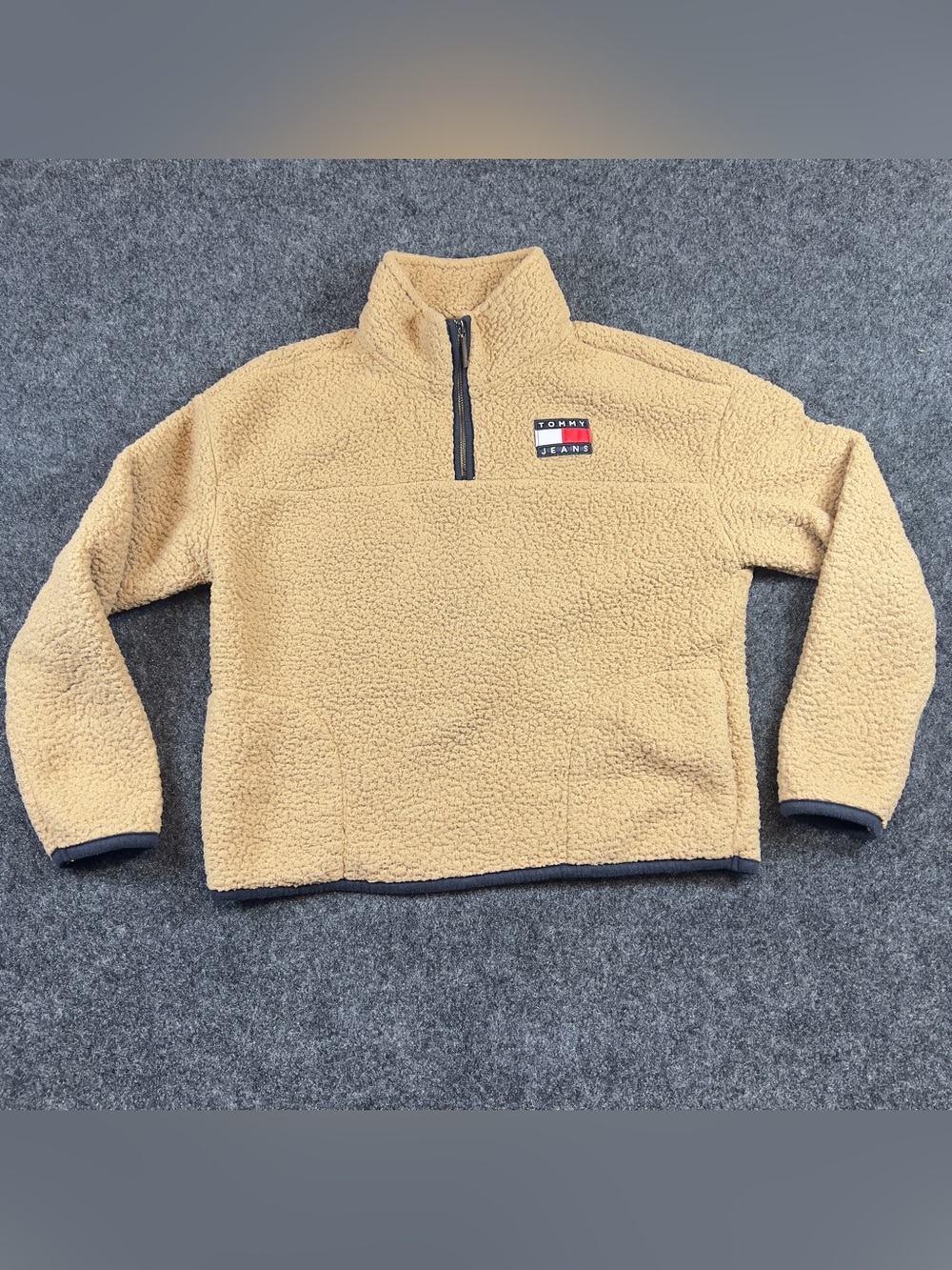 Tommy Jeans Sherpa Fleece Quarter Zip Pullover Tan Flag Logo S